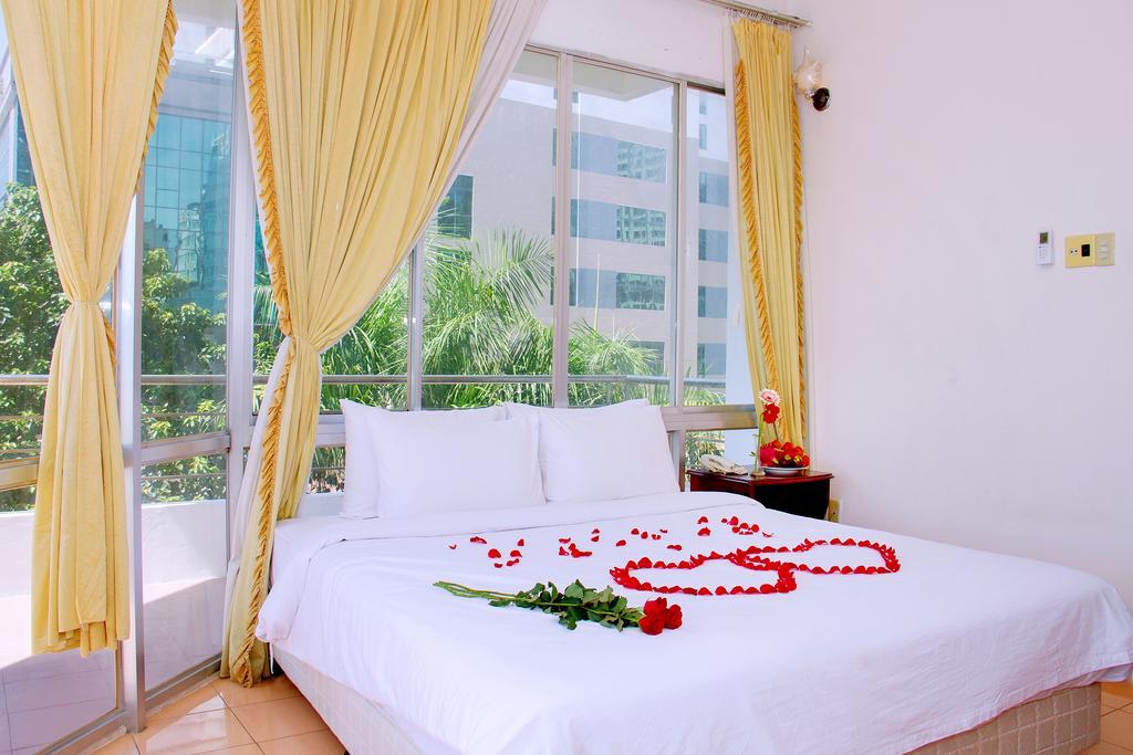 Hotel Aurora Nha Trang Exterior foto